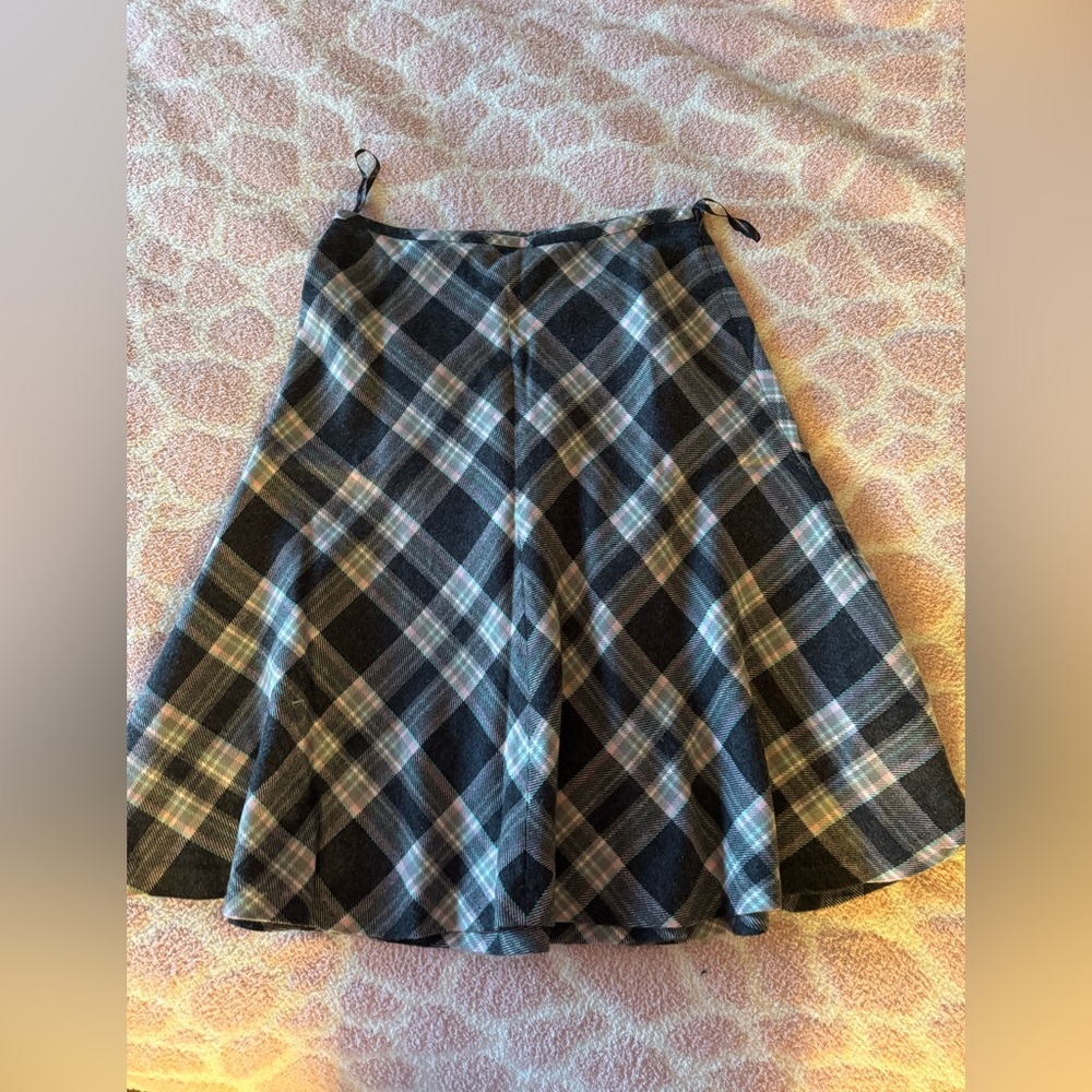 Jones Wear Black and Gray Plaid Maxi Skirt